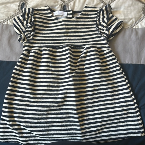 Black and white 2t girls dress - Picture 1 of 2